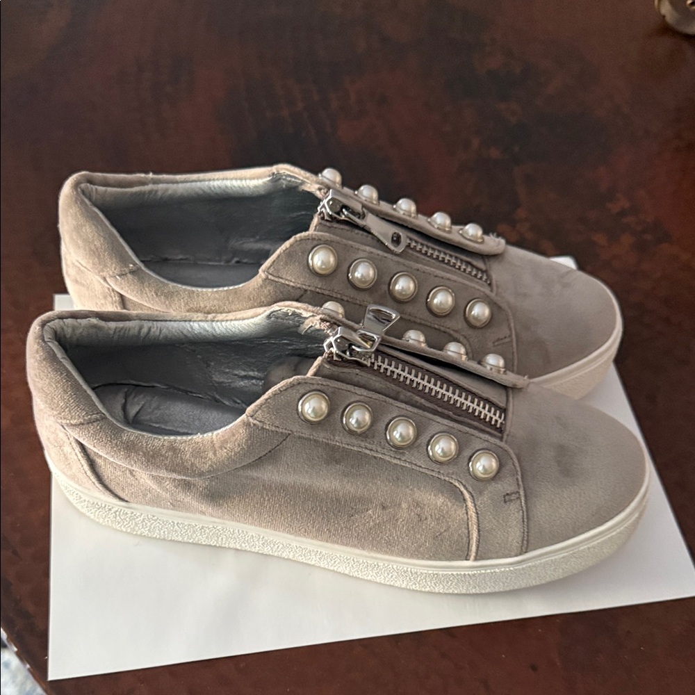 Steve Madden Taupe Pearl-Studded Sneakers